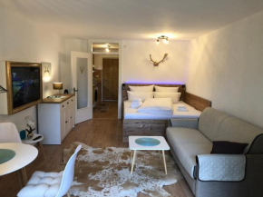 Отель Apartment Haus Föhrenwald  Зеефельд